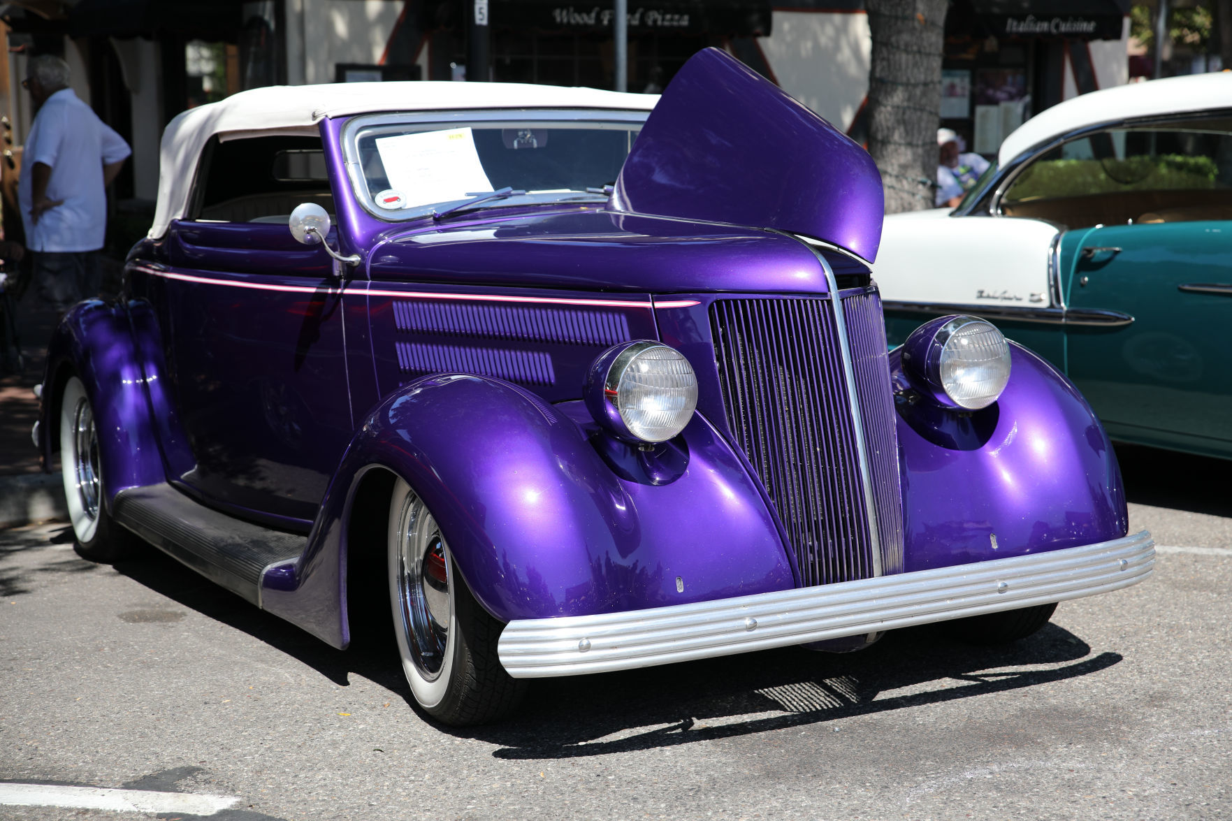 Wheels 'n Windmills Car Show 35